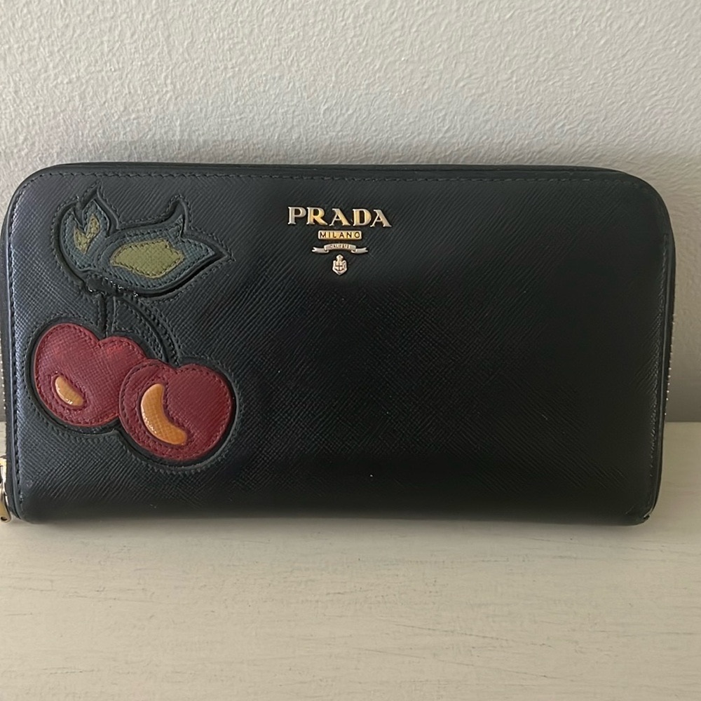 Prada Wallet Long Cherry Motif Black Saffiano